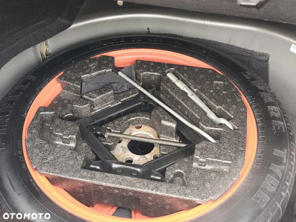 Jaguar XF XFR 5.0 V8 Kompressor - 32