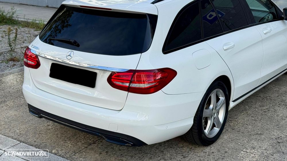 Mercedes-Benz C 300 h AMG Line - 13