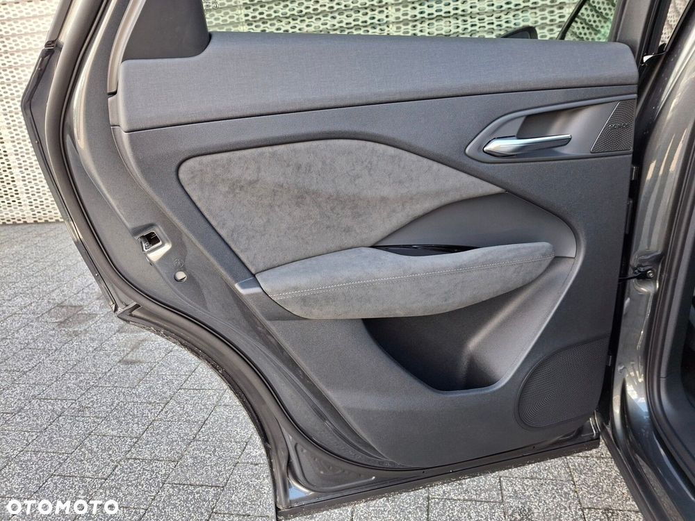 Audi Q3 Sportback - 12