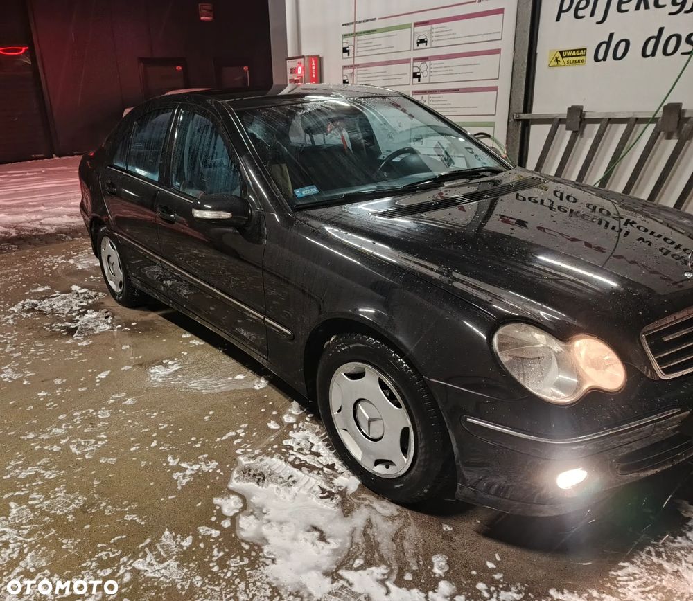 Mercedes-Benz Klasa C 200 CDI Avantgarde DPF - 3