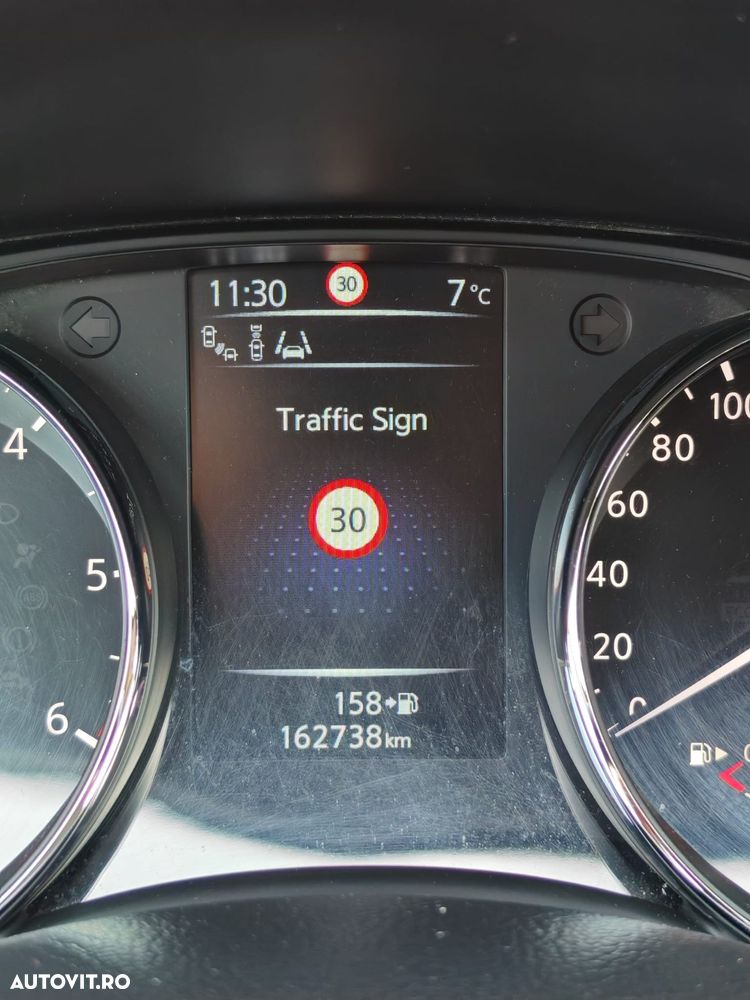 Nissan Qashqai 1.6 DCI 4 x 4 DPF Start/Stop tekna - 8