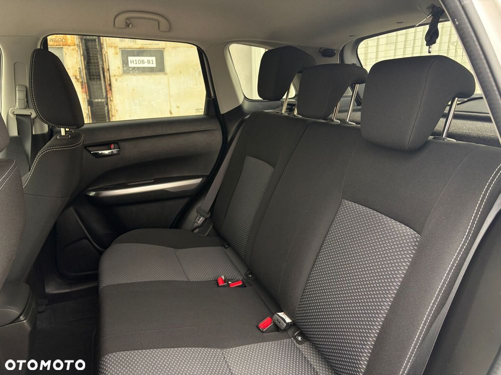 Suzuki Vitara 1.4 Boosterjet SHVS Premium 2WD - 23