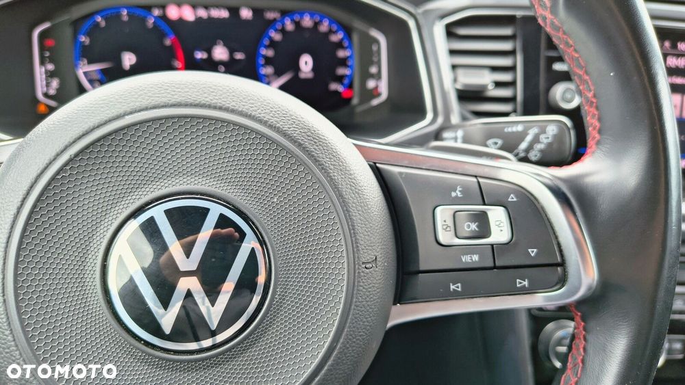 Volkswagen T-Roc - 17