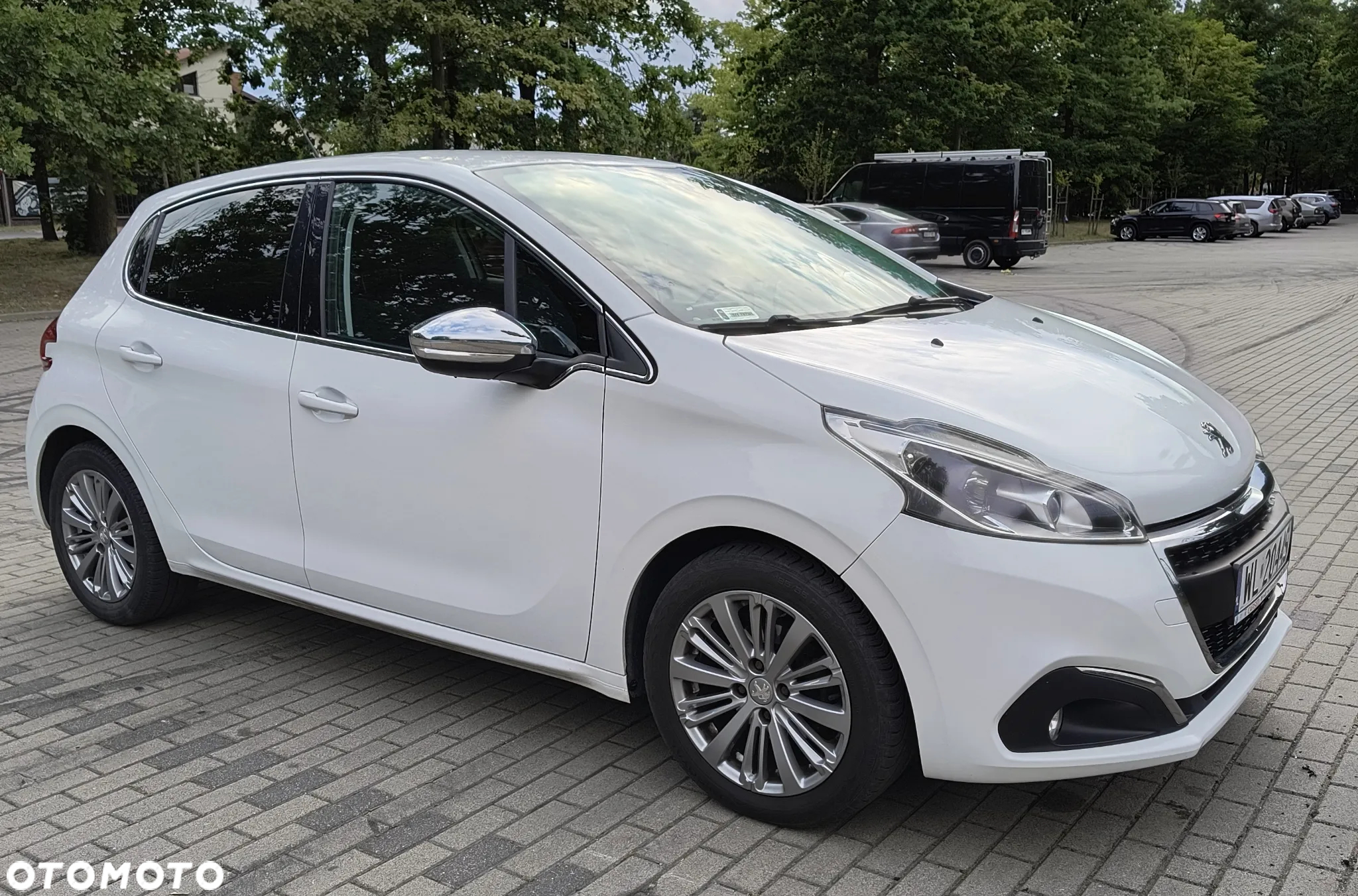 Peugeot 208 1.2 PureTech Allure - 2