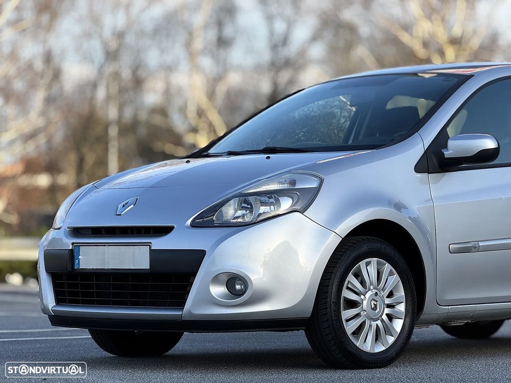 Renault Clio 1.2 16V Dynamique S - 2