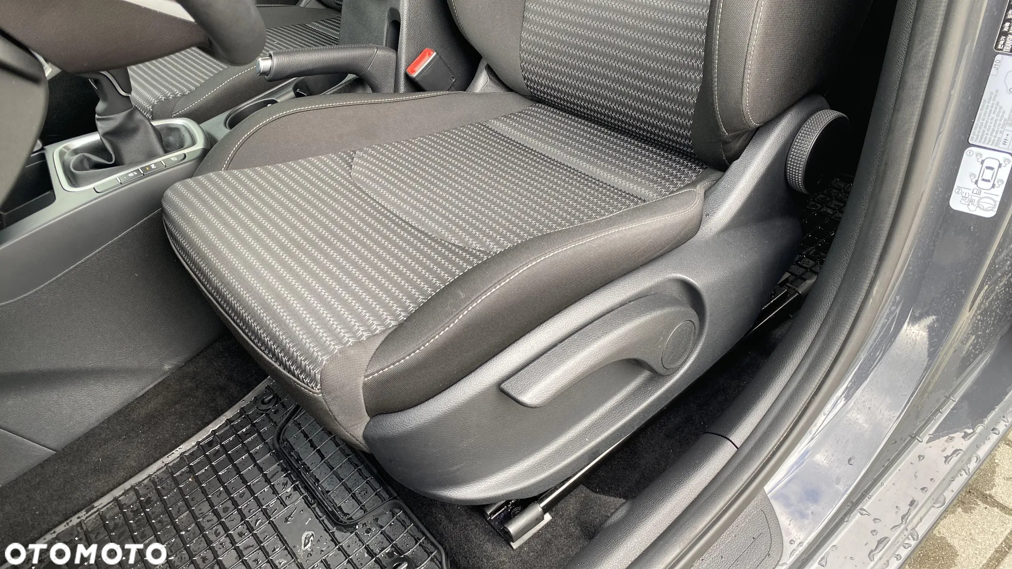 Kia Ceed 1.5 T-GDI M - 12