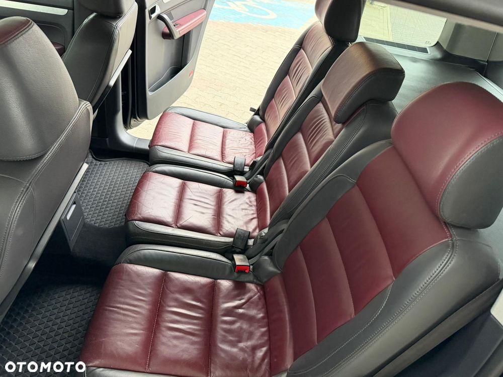 Volkswagen Touran 2.0 TDI Highline - 6