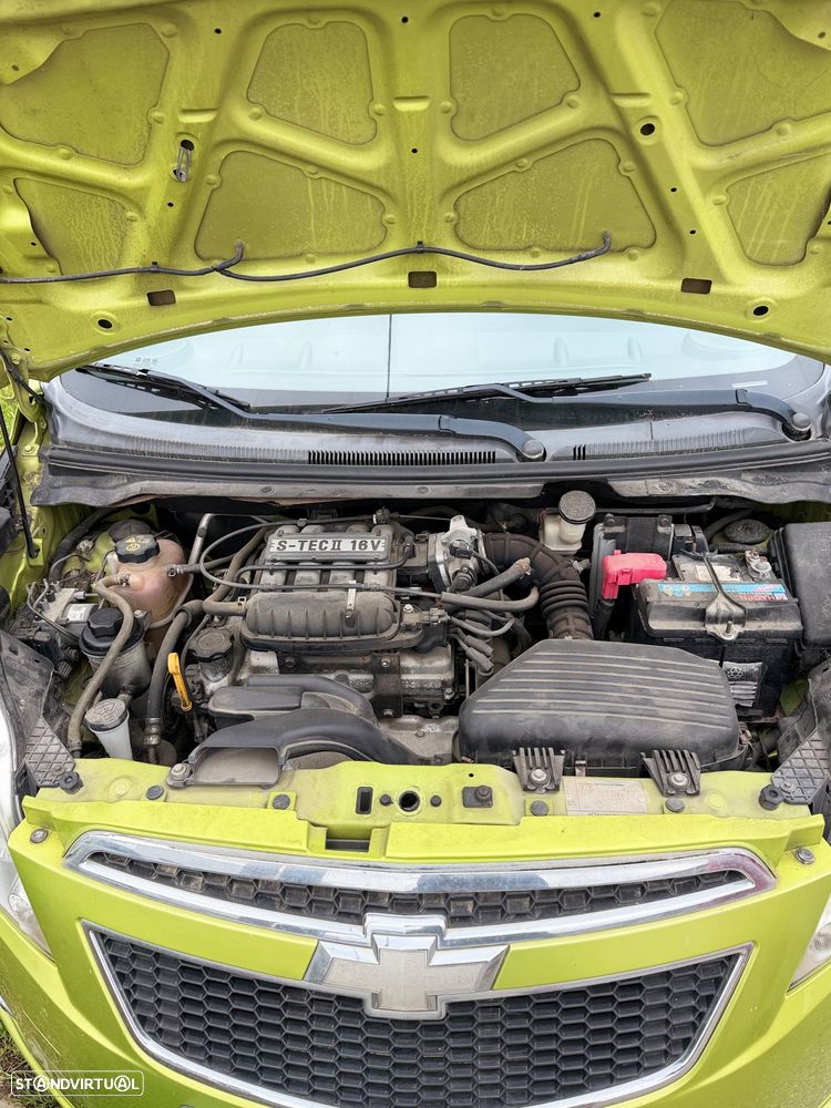 Chevrolet Spark 1.0 L - 4