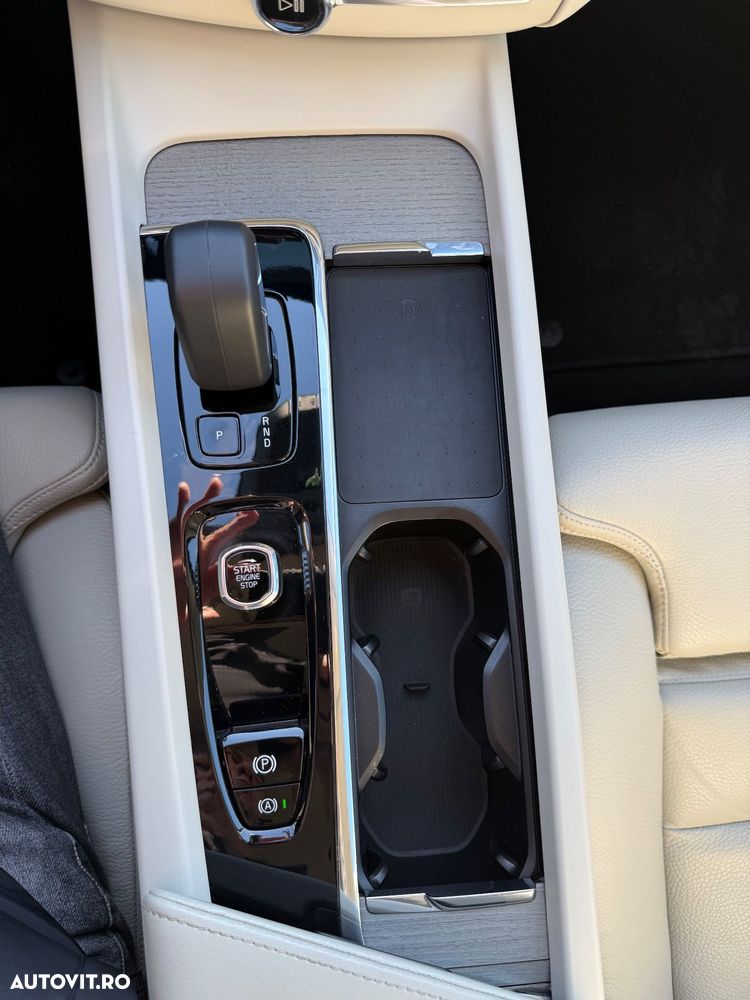 Volvo XC 60 B4 D AWD Geartronic Inscription - 36