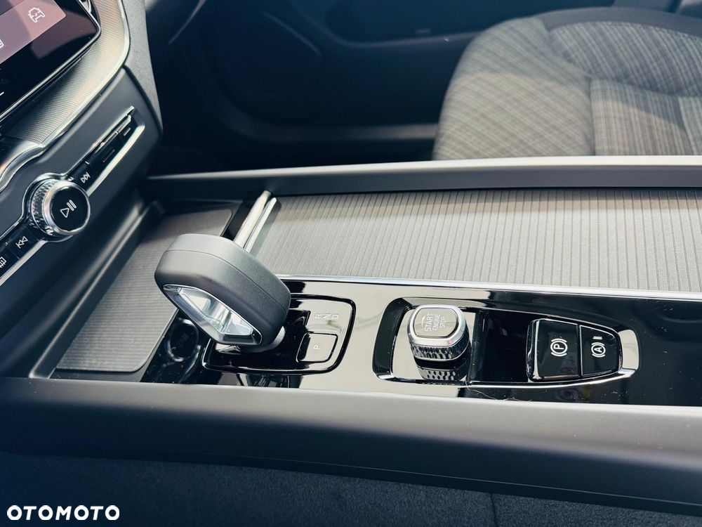 Volvo XC 60 B5 B AWD Core - 6