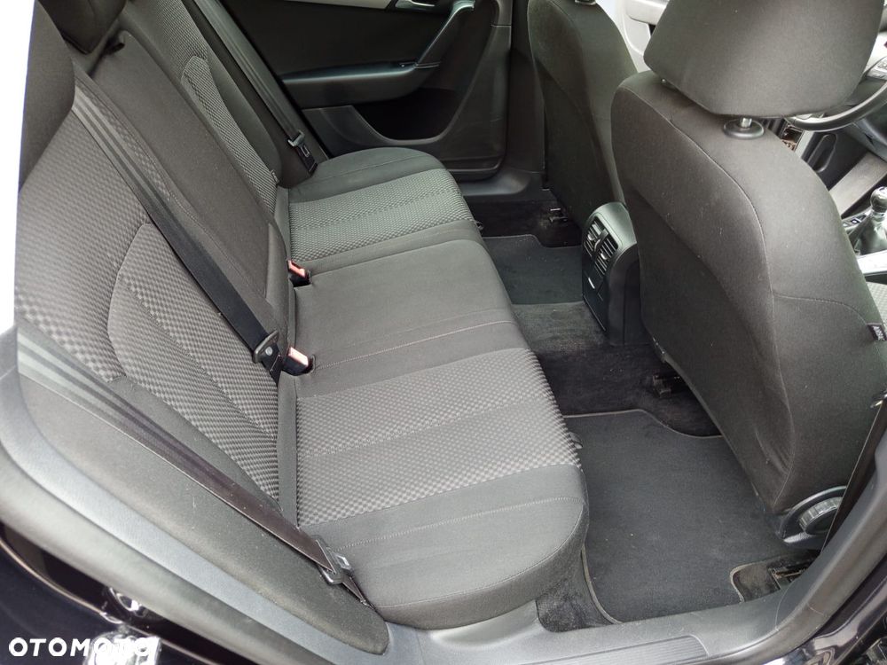 Volkswagen Passat Variant 2.0 TDI Comfortline - 21