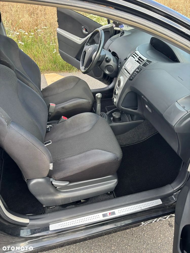 Toyota Yaris 1.8 VVT-i TS - 10