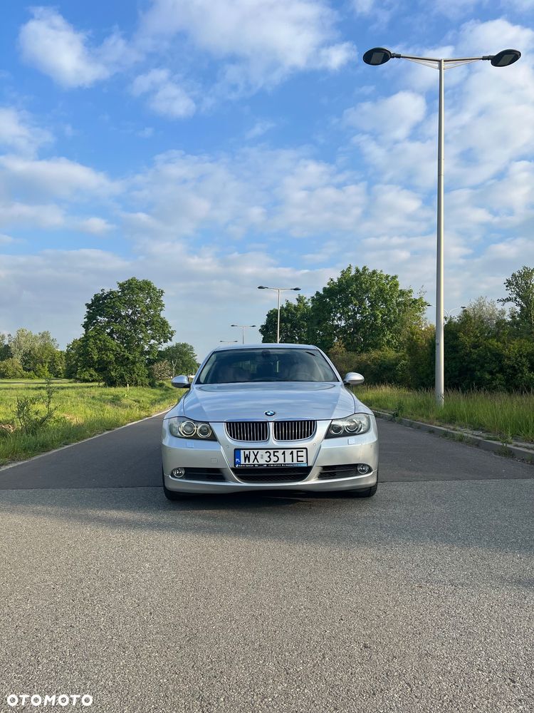 BMW Seria 3 325xi - 1