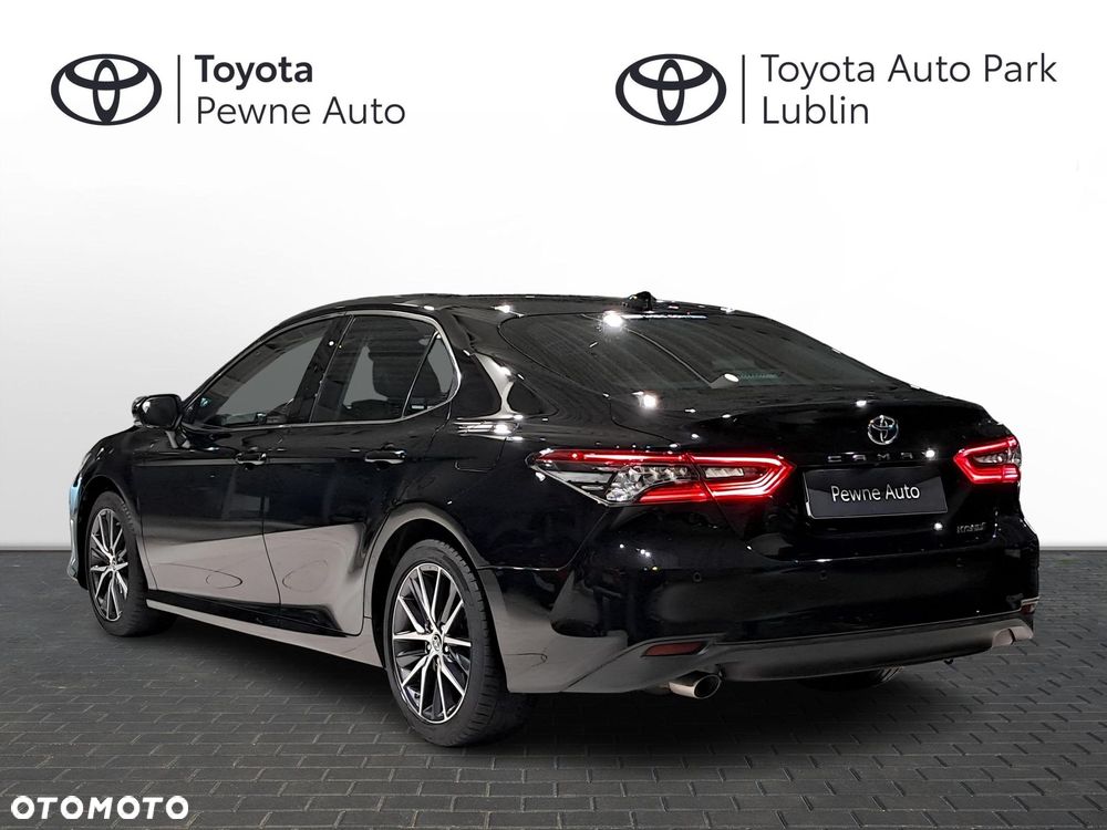 Toyota Camry 2.5 Hybrid Executive CVT - 3