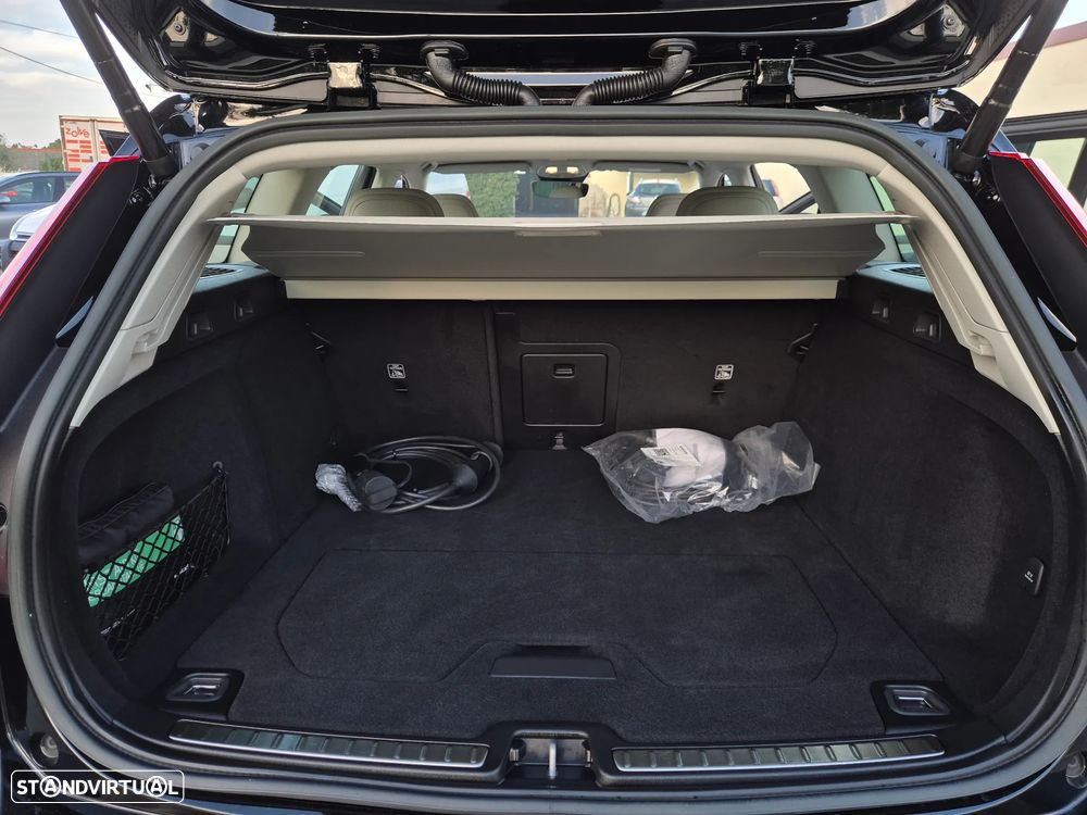 Volvo V60 2.0 T6 AWD TE Core - 37