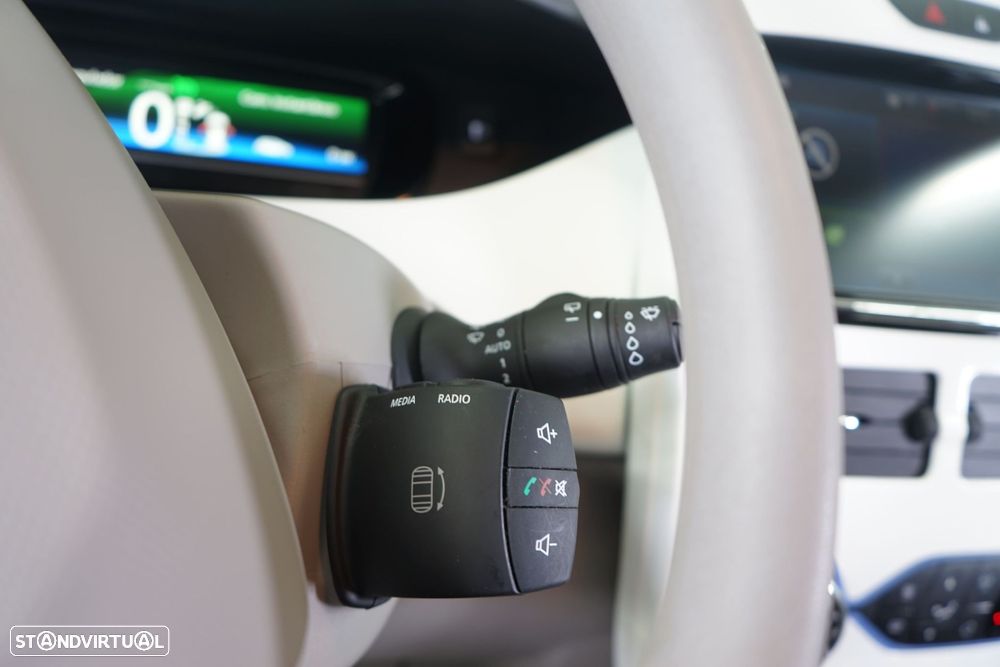Renault Zoe (c/ Bateria) 41 kwh Life - 23