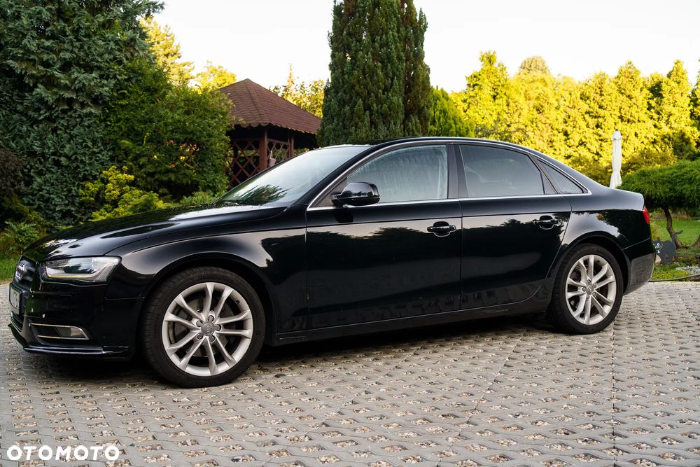 Audi A4 Limousine 2.0 TFSI multitronic S line Sportpaket - 3