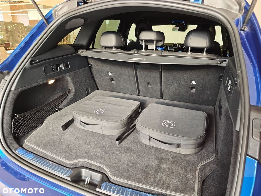 Mercedes-Benz GLC 2025