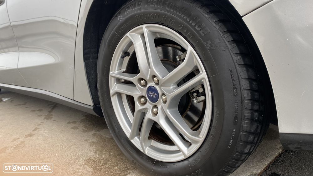 Ford Focus SW 1.5 TDCi EcoBlue Business - 25