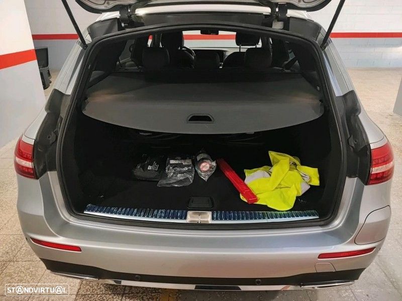 Mercedes-Benz E 300 de AMG Line - 14