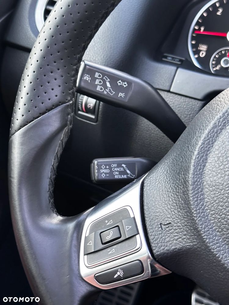 Volkswagen Tiguan 2.0 TDI SCR R-Line - 17