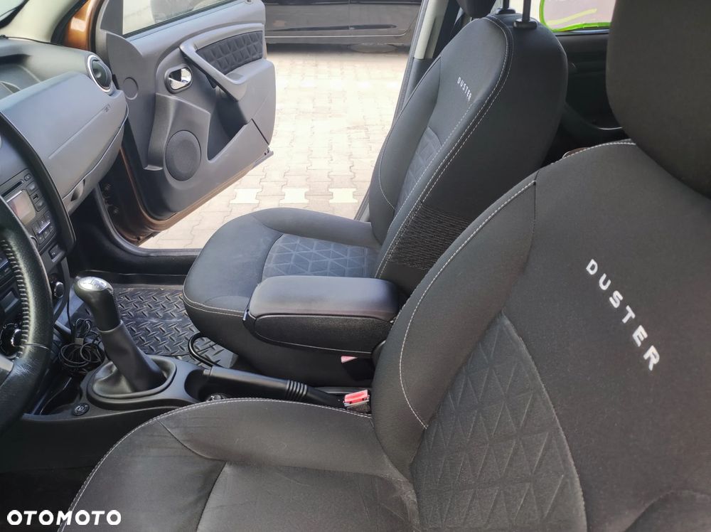 Dacia Duster 1.6 Laureate Euro5 - 14