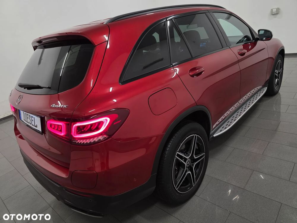 Mercedes-Benz GLC 300 de 4Matic 9G-TRONIC AMG Line Plus - 6