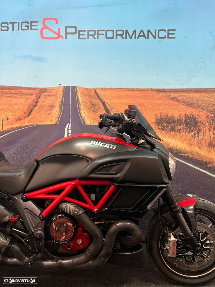 Ducati Diavel Carbon - 2