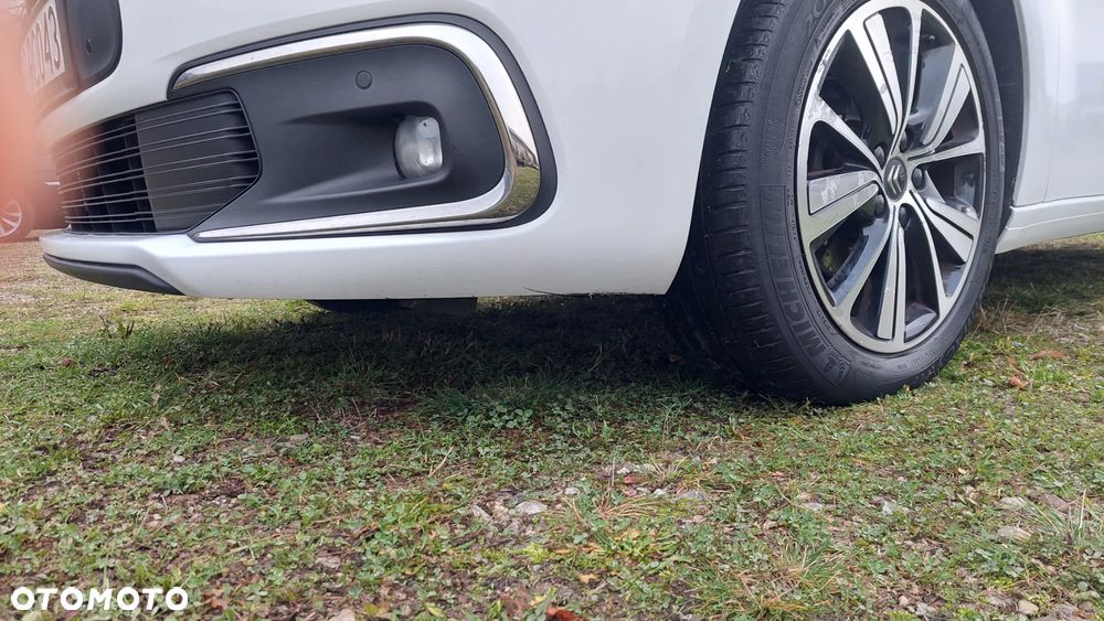 Citroën C4 Grand Picasso 1.6 BlueHDi Shine S&S EAT6 - 17