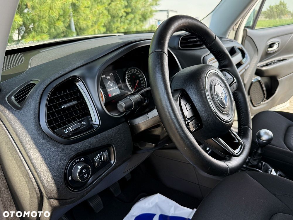 Jeep Renegade 1.6 E-TorQ Sport - 31