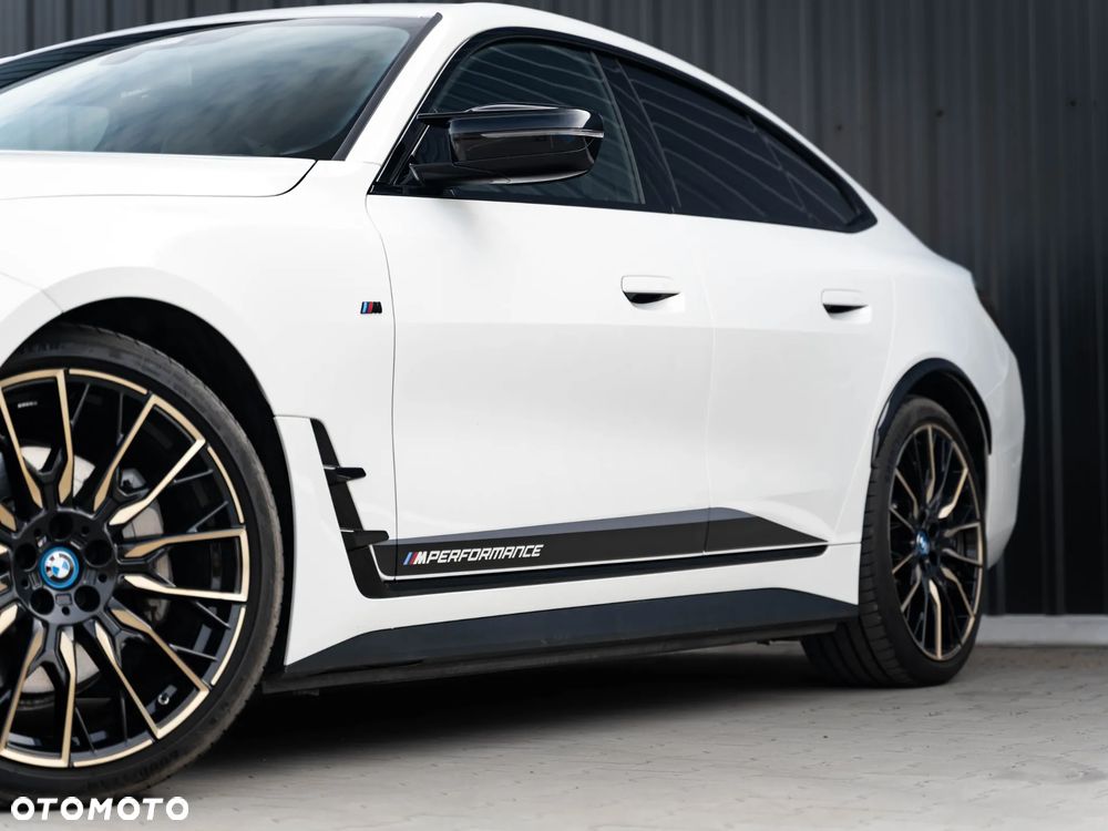 BMW i4 80.7kWh eDrive 40 M Sport - 19