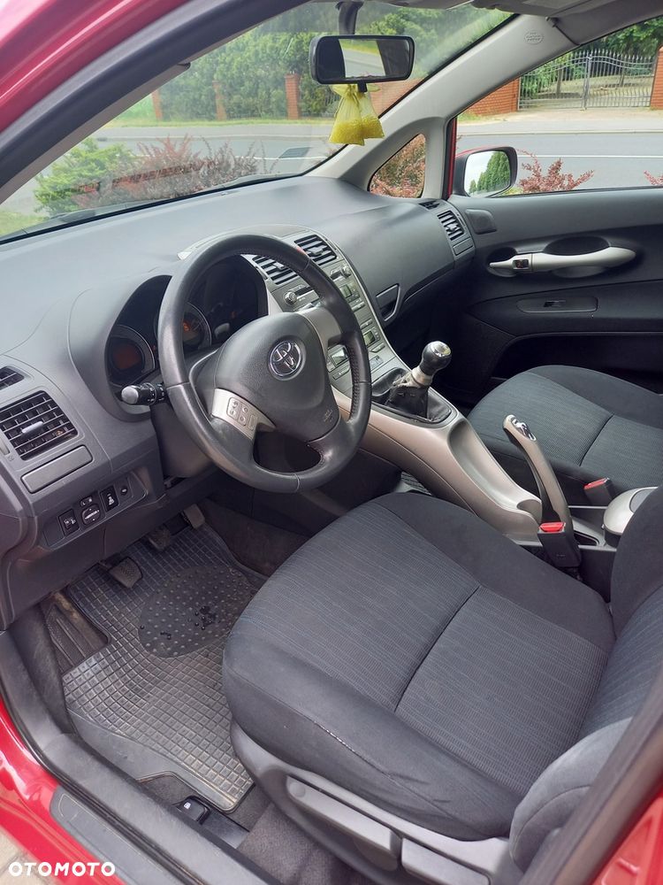Toyota Auris 1.4 D-4D Luna - 10