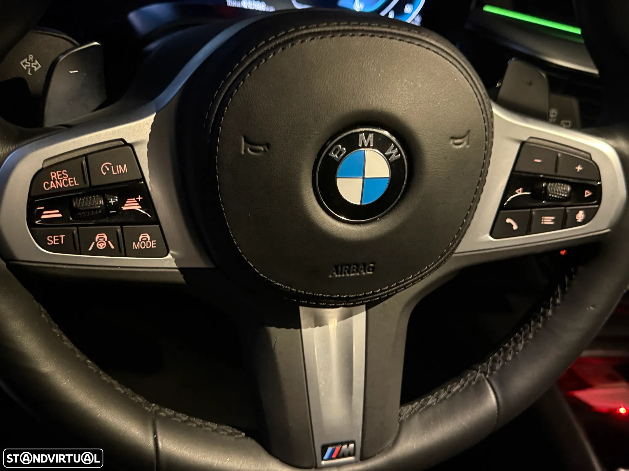 BMW 530 e - 21