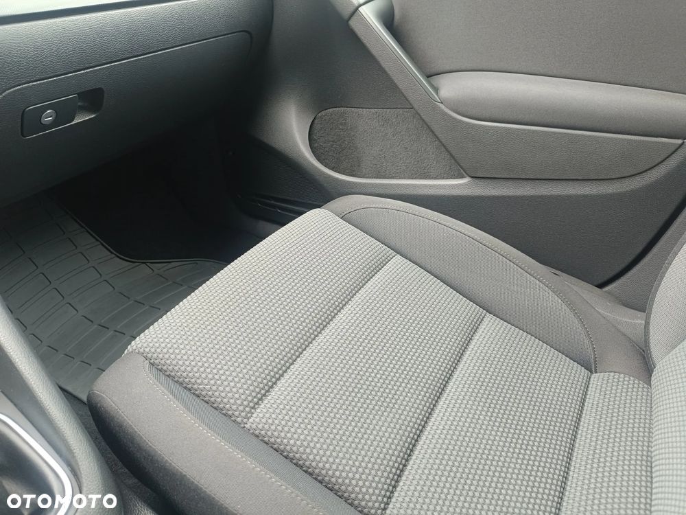 Volkswagen Golf 1.4 TSI Highline - 35