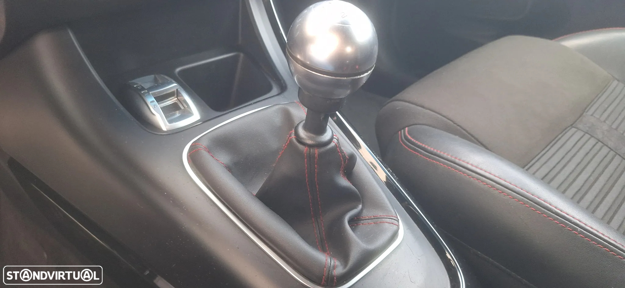 Alfa Romeo Giulietta 1.6 JTDm Progression - 29