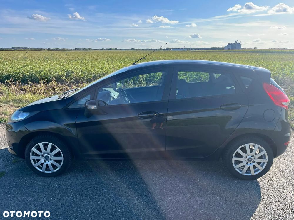 Ford Fiesta 1.25 Ambiente - 9