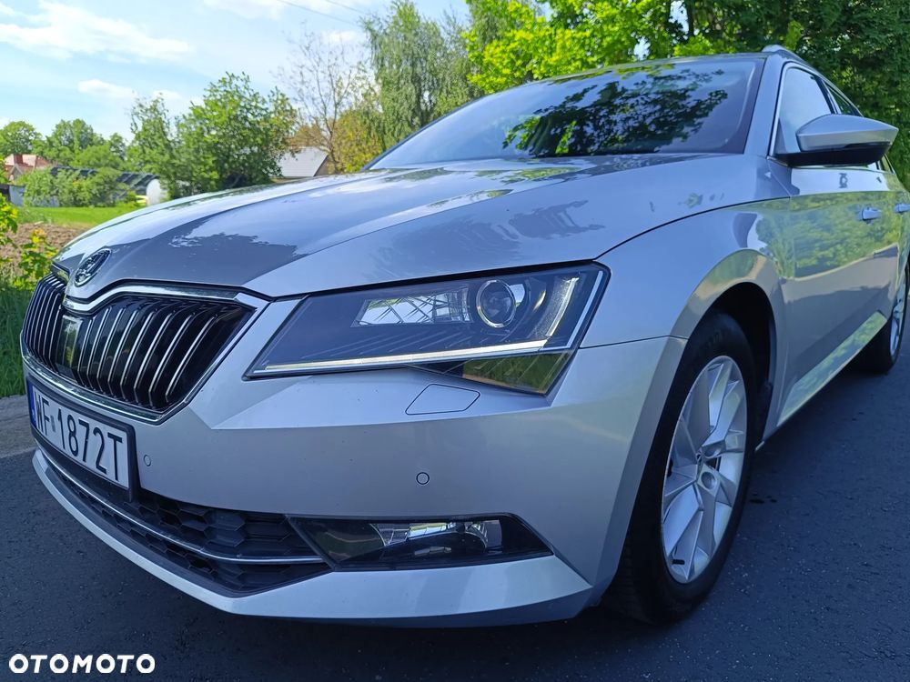 Skoda Superb 2.0 TDI Ambition - 18
