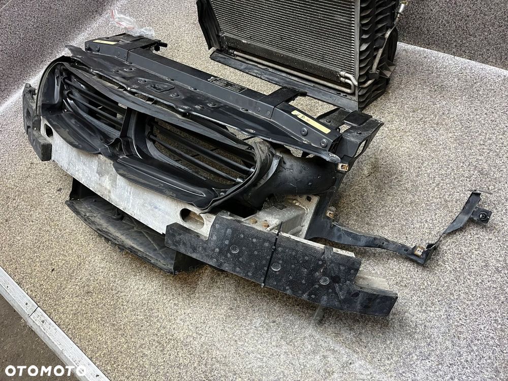 Pas przod przedni chlodnice wentylator belka zaluzja BMW E63 4.4 V8 N62 E64 - 3