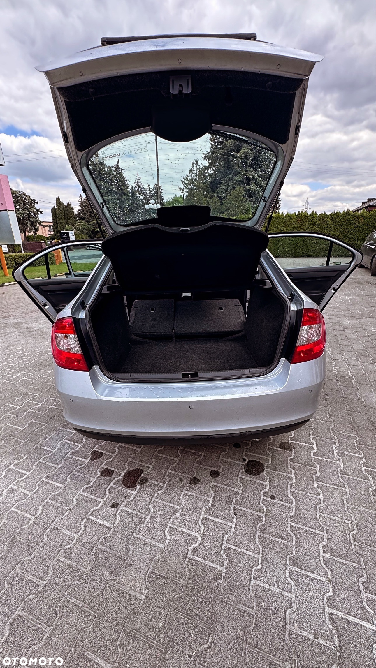 Skoda RAPID 1.6 TDI DPF Ambition Max - 14