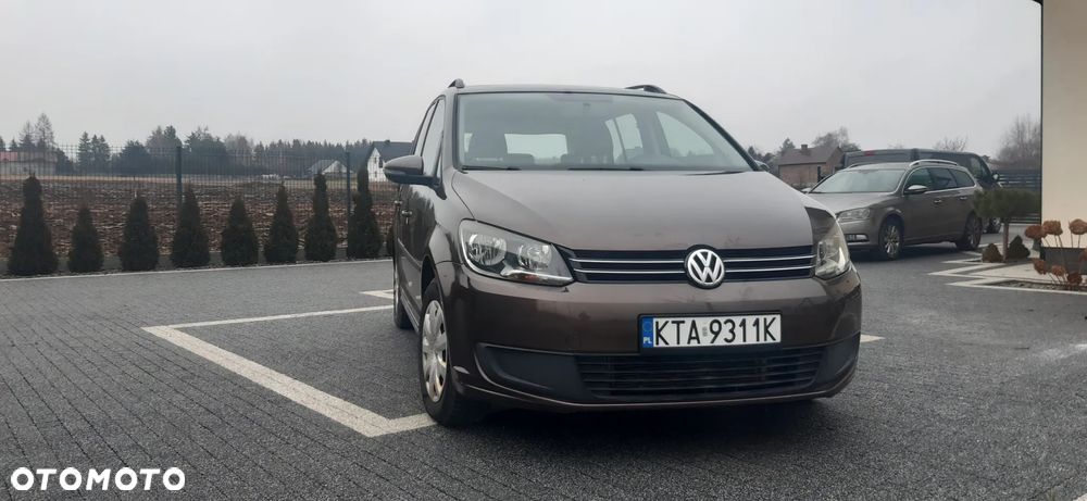 Volkswagen Touran - 1
