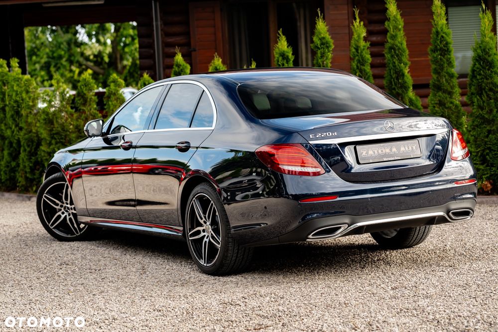 Mercedes-Benz Klasa E 220 d 9G-TRONIC Exclusive - 11