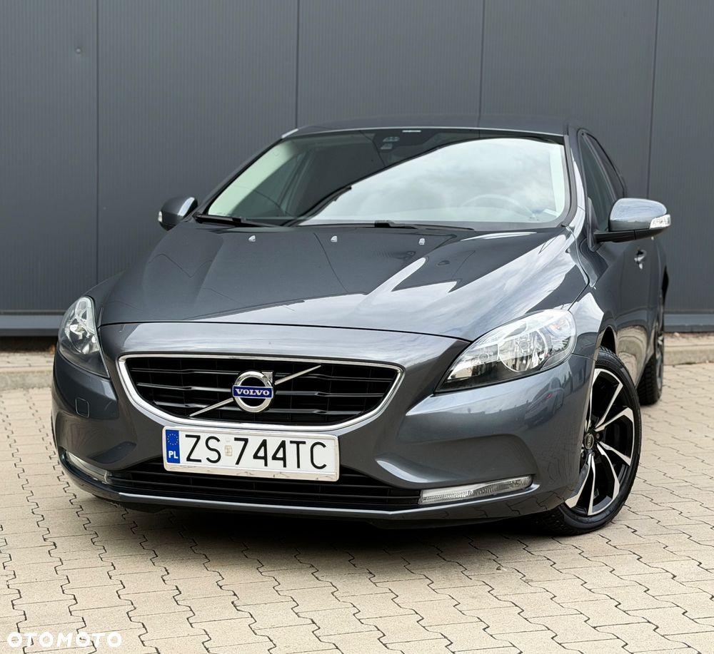 Volvo V40 T3 Momentum - 29