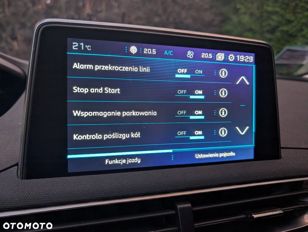Peugeot 5008 2.0 BlueHDI Allure S&S - 12