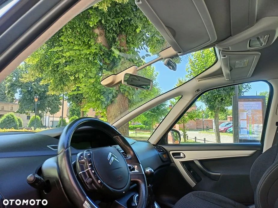 Citroën C4 Picasso - 17
