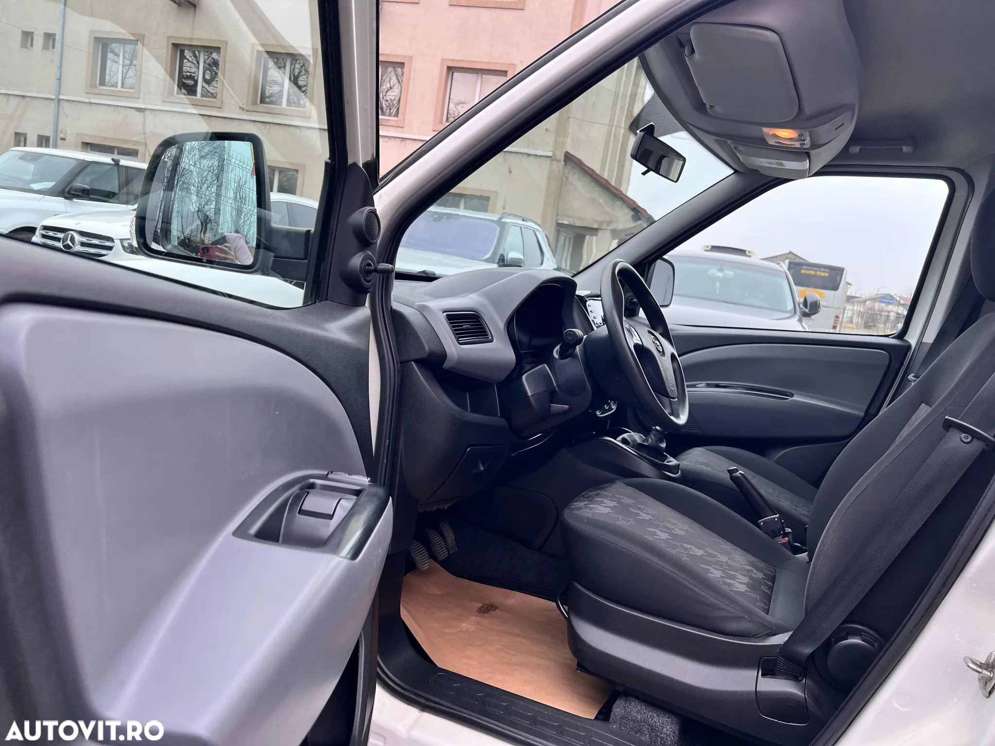 Opel Combo - 9