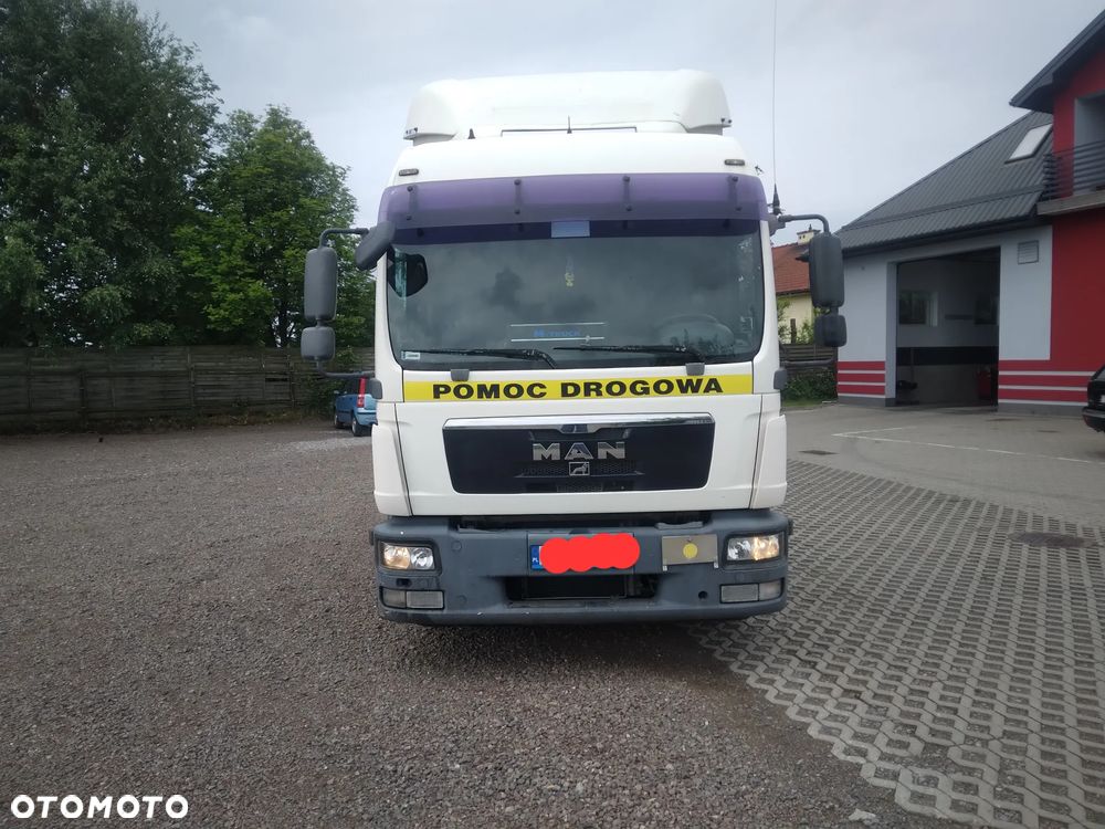 MAN Tgl 12 250 pomoc drogowa pojazd specialny autolaweta - 6