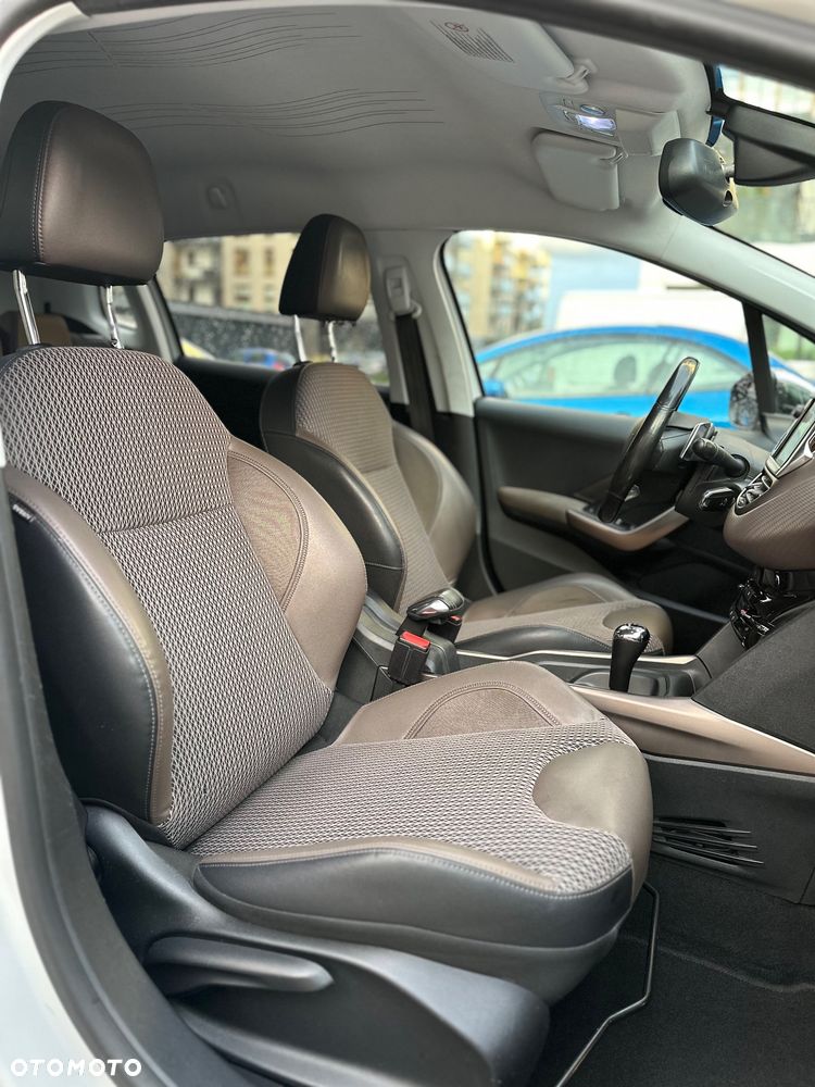 Peugeot 2008 e-HDi FAP 92 EGS6 STOP & START Allure - 26