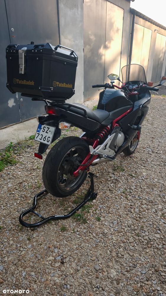 Kawasaki ER - 3