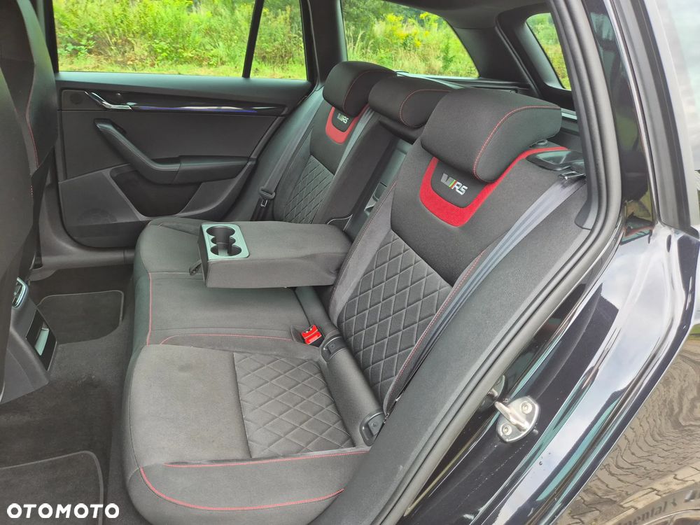 Skoda Octavia 2.0 TSI DSG RS 230 - 36