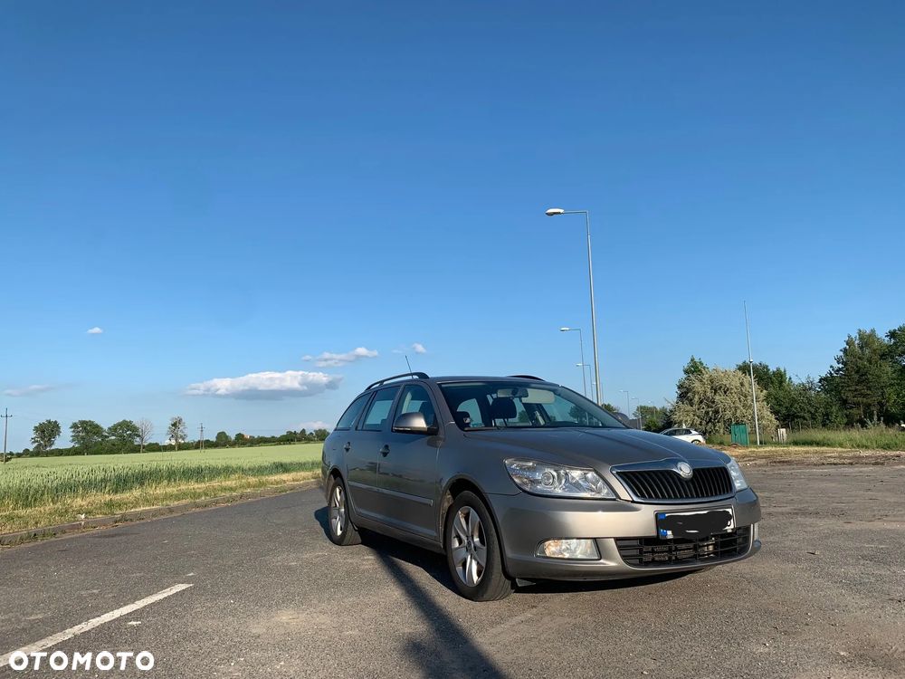 Skoda Octavia - 2